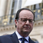 Hollande, en la ceremonia que marca el primer aniversario de la ley de Transición Energética. T. CAMUS