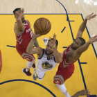 En acción... Stephen Curry.