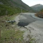 Uno de los hundimientos de la carretera de Leitariegos que se repararán