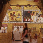 La exposición ‘Hijas del Nilo. Mujer y sociedad en el antiguo Egipto’, en el Palacio de las Alhajas en Madrid. JAVIER LIZÓN