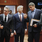 Fernández Díaz y algunos de sus homólogos europeos, en la reunión de ayer. OLIVIER HOSLET