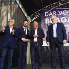 Participantes en el mitin socialista de ayer en las elecciones municipales de Bragança. DL