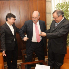Folgueral y Cubelos, con el director de la Ciuden, Melchor Ruiz, el pasado 10 de abril.