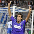 Javi López celebra su gol al Tenerife el día de su debut en Primera con el Málaga.