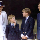 El Príncipe y la Princesa de Gales con los príncipes William y Harry.