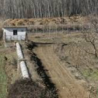 Uno de los lugares donde se vierten aguas sucias al Bernesga sin tratar