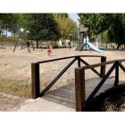 San Adrián del Valle goza de una envidiable tranquilidad y sosiego, con numerosas zonas de paseo que hacen las delicias de los amantes del campo. La ganadería y la agricultura son sus principales sustentos.