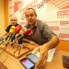 Alfonso Sobrín y Ursicino Sánchez, durante la comparecencia de ayer. ANA F. BARREDO
