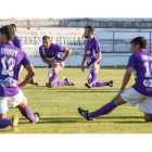 La Bañeza arrancó la pretemporada en La Llanera el pasado jueves, con 16 futbolistas de la campaña anterior y varios refuerzos. FERNANDO OTERO PERANDONES