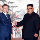 El presidente surcoreano, Moon Jae-in, y el líder norcoreano, Kim Jong-un. PYONGYANG PRESS CORPS