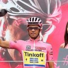 Contador mantiene la 'maglia rosa'.
