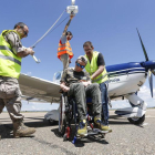 Práctica de vuelo adaptado organizada por el CRE de San Andrés del Rabanedo, en colaboración con la Fundación 'Cielos de León' y la Fundación 'Sillas Voladoras'