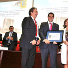 El consejero de Sanidad presidió la entrega de la distinción a la División de Enfermería