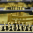 Un tablero preparado para disputar una partida de ajedrez.