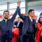 Pedro Sánchez junto a Luis Tudanca, en el acto de presentación del candidato del PSOE a la presidencia de Castilla y León.