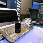 Uno de los dispositivos de teleasistencia M2M para personas dependientes.
