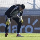 Sergio Romero en las instalaciones deportivas de la selección argentina en Ezeiza cuando se lesionó en el entrenamiento.