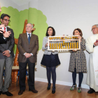 Gutiérrez, junto a los representantes de Ucmas.