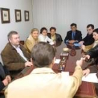 Los diez consejeros críticos, ayer, en el notario para dar el poder a su procuradora