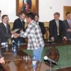 Un momento de la entrega de diplomas que sirvió de clausura al taller de empleo