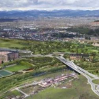 Recreación virtual de cómo quedarían los campos de fútbol junto al Museo de la Energía.