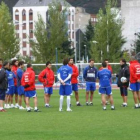 Granero da explicaciones a sus jugadores.