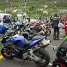 Algunos de los moteros en la concentración que desde hace once años se celebra en Laciana