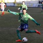 Roberto Puente volvió a resultar decisivo en el triunfo del equipo maragato ante los bercianos. MARCIANO