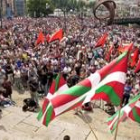 Las consignas a favor de la bandera vasca y de Batasuna presidieron la manifestación de Bilbao