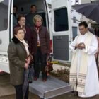 El vehículo adaptado para los enfermos de alzhéimer recibió las bendiciones pertinentes