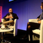 El periodista Marc Marginedas y la novelista turca Elif Shafak.