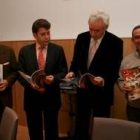 Rodríguez, Riesco, Del Olmo y Courel, ayer con la revista «Ponferadio»