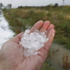 El granizo afectó ayer a varias zonas de la provincia, entre ellas, la de Puente Villarente.