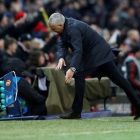 La reacción de Mourinho tras el gol de Fellaini