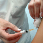 La vacuna previene el contagio del virus del papiloma humano.