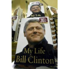 Las biografías de Clinton se amontonan en las librerías