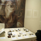 Detalle de la exposición ‘Coleccionismo cervantino’ que se exhibe en la Biblioteca Nacional.