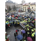Los trabajadores se concentraron el jueves para protestar.