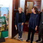 El aventurero leonés Jesús Calleja, la consejera de Cultura y Turismo, María Josefa García Cirac y el director general de Turismo de Castilla y León, Javier Ramírez (d), durante la presentación de la campaña de Navidad ayer en Madrid.