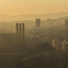 Vista de Barcelona un día del 2017 con episodio de contaminación.
