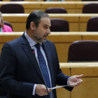 El ministro de Transportes, Movilidad y Agenda Urbana, José Luis Ábalos, durante una de sus intervenciones en el Senado. BALLESTEROS