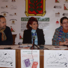 Héctor Escobar, Victorina Alonso y Mercedes González, ayer durante la presentación.