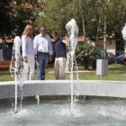 Gema Cabezas y Javier Chamorro, durante la inauguración del parque Cabeza de Vaca.