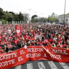 Asistentes a la manifestación convocada por organizaciones ciudadanas contra la reforma sobre el abo