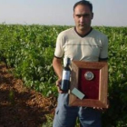 Rafa Alonso, responsable técnico de la bodega Hijos de Rafael Alonso, de Valdevimbre.