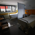 Camas del Hospital de León cerradas durante el verano.