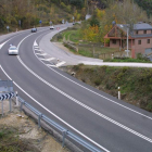La carretera Nacional 120 en su salida del Bierzo hacia Galicia por la zona de la Barosa. ANA F. BARREDO
