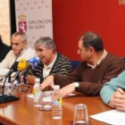 Javier Suárez, Óscar Gutiérrez, Félix Ordás, Arturo Fernández e Ignacio Fernández, ayer en el Instit