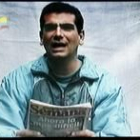 Uno de los doce secuestrados por las FARC, en la imagen de televisión en la que piden su liberación