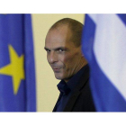 Yanis Varoufakis, entre la UE y Grecia.